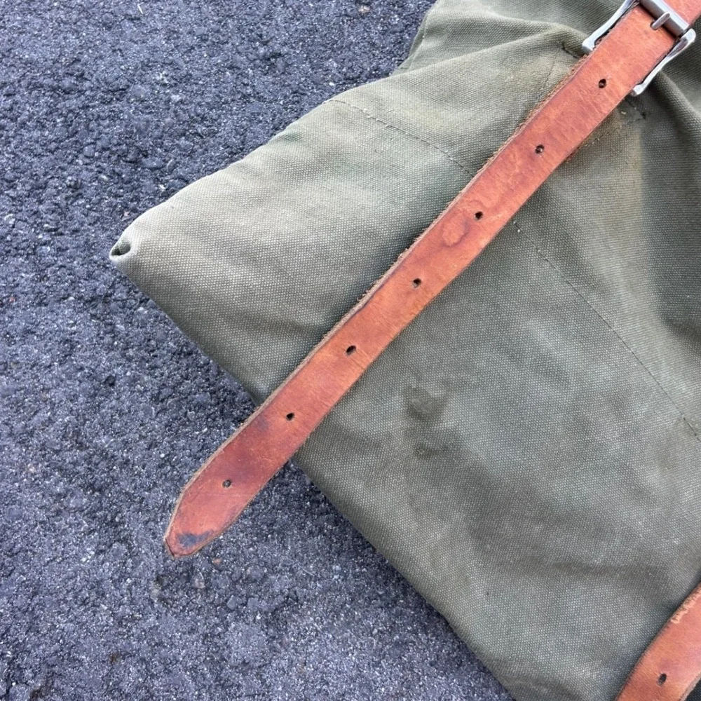 Duluth Pack Vintage Canvas Canoe Pack Rucksack Olive Green Leather Made in USA - Picture 8 of 16